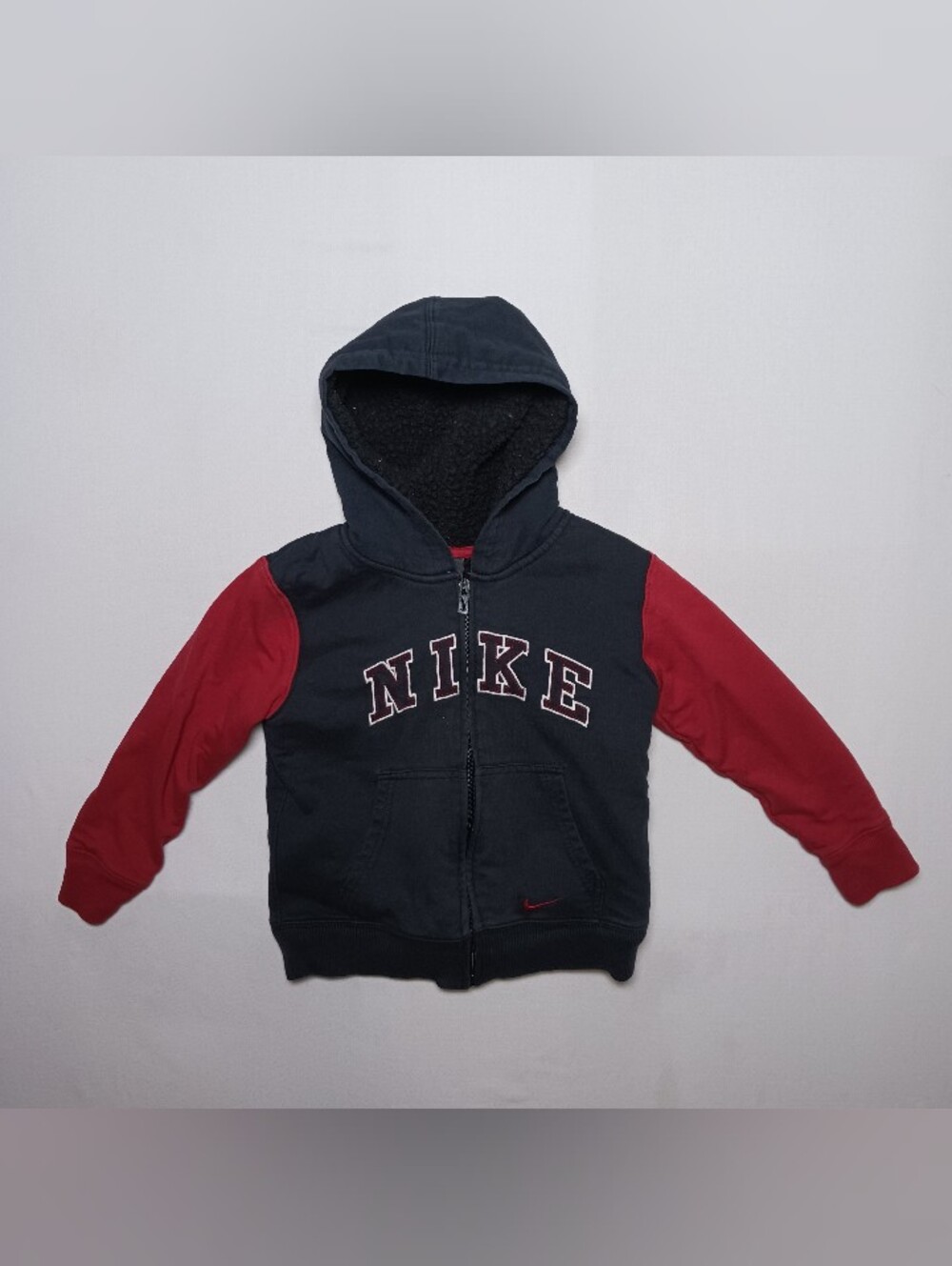 Nike Boys Full Zip Sherpa Lined Hoodie Size 6 Black Red